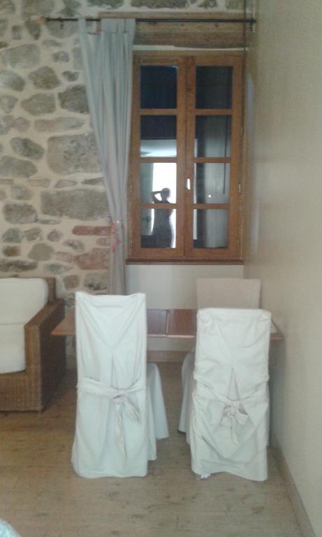 Auberge De Thorrenc Buitenkant foto